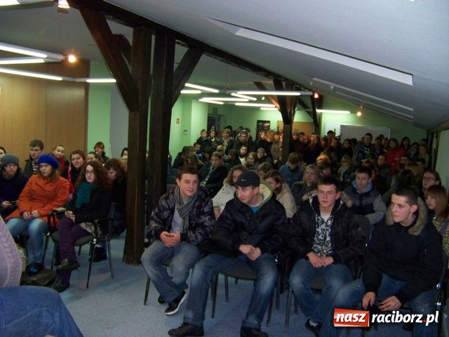 Zdjęcie w galerii na portalu naszraciborz.pl: Mamy 160 wolontariuszy na 18 finał WOŚP w Raciborzu wiadomości z regionu