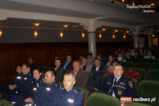 Zdjęcie w galerii na portalu naszraciborz.pl: Szkolenie antyterrorystyczne w Raciborskim Centrum Kultury wiadomości z regionu
