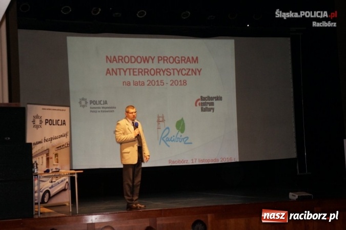 Zdjęcie w galerii na portalu naszraciborz.pl: Szkolenie antyterrorystyczne w Raciborskim Centrum Kultury wiadomości z regionu
