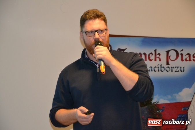 Zdjęcie w galerii na portalu naszraciborz.pl: Jak założyć działalność gospodarczą w miejscu zamieszkania? Ostatni dzień Światowego Tygodnia Przedsiębiorczości na raciborskim zamku  wiadomości z regionu