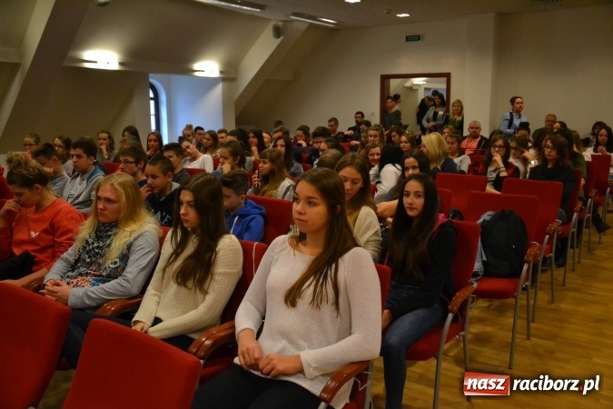 Zdjęcie w galerii na portalu naszraciborz.pl: Jak założyć działalność gospodarczą w miejscu zamieszkania? Ostatni dzień Światowego Tygodnia Przedsiębiorczości na raciborskim zamku  wiadomości z regionu