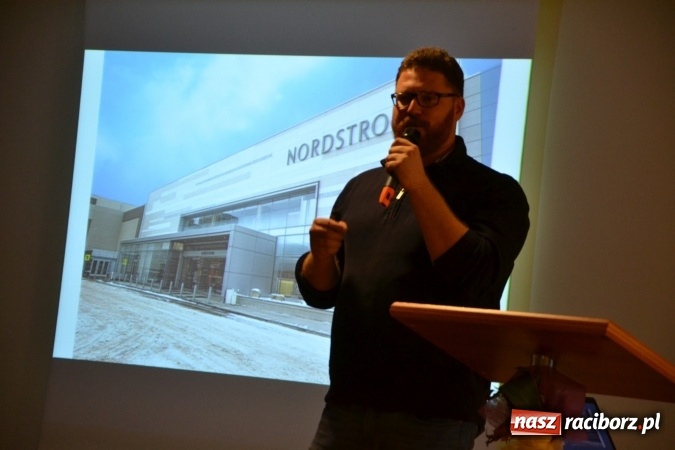 Zdjęcie w galerii na portalu naszraciborz.pl: Jak założyć działalność gospodarczą w miejscu zamieszkania? Ostatni dzień Światowego Tygodnia Przedsiębiorczości na raciborskim zamku  wiadomości z regionu