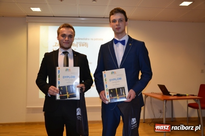 Zdjęcie w galerii na portalu naszraciborz.pl: Jak założyć działalność gospodarczą w miejscu zamieszkania? Ostatni dzień Światowego Tygodnia Przedsiębiorczości na raciborskim zamku  wiadomości z regionu