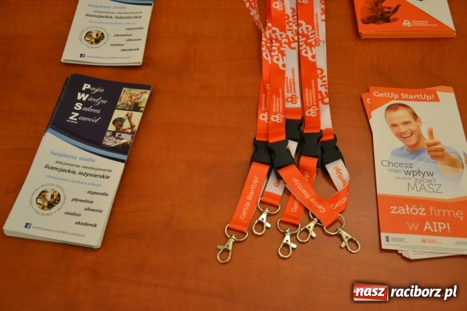 Zdjęcie w galerii na portalu naszraciborz.pl: Jak założyć działalność gospodarczą w miejscu zamieszkania? Ostatni dzień Światowego Tygodnia Przedsiębiorczości na raciborskim zamku  wiadomości z regionu