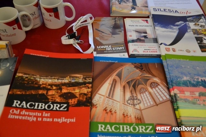 Zdjęcie w galerii na portalu naszraciborz.pl: Jak założyć działalność gospodarczą w miejscu zamieszkania? Ostatni dzień Światowego Tygodnia Przedsiębiorczości na raciborskim zamku  wiadomości z regionu