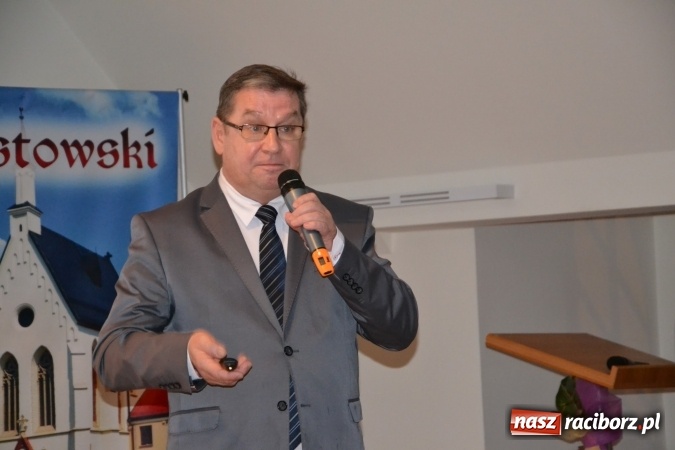 Zdjęcie w galerii na portalu naszraciborz.pl: Jak założyć działalność gospodarczą w miejscu zamieszkania? Ostatni dzień Światowego Tygodnia Przedsiębiorczości na raciborskim zamku  wiadomości z regionu