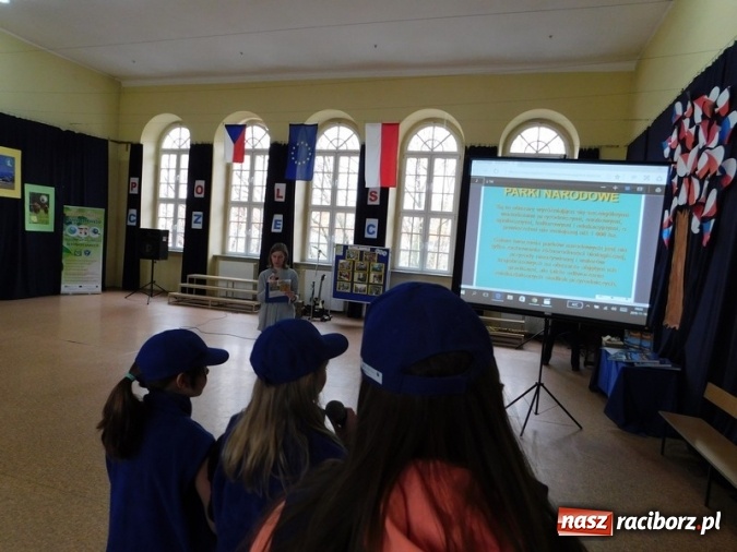Zdjęcie w galerii na portalu naszraciborz.pl: Ekologiczne spotkanie polsko-czeskie w SP 4  wiadomości z regionu