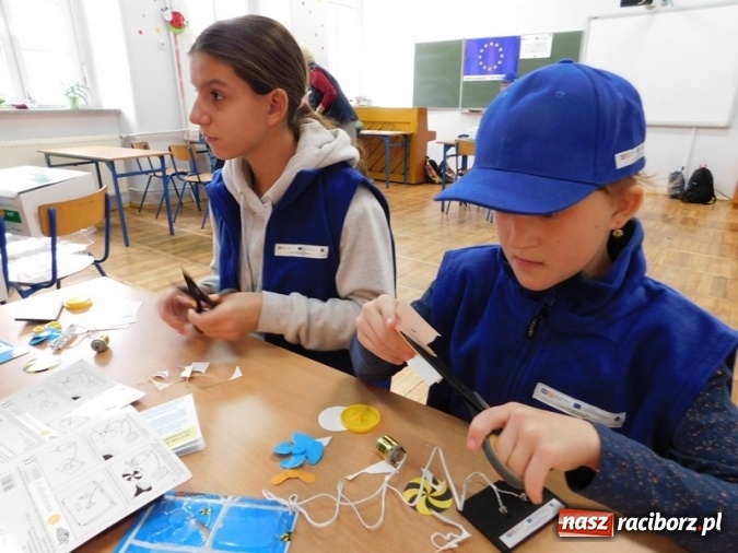 Zdjęcie w galerii na portalu naszraciborz.pl: Ekologiczne spotkanie polsko-czeskie w SP 4  wiadomości z regionu