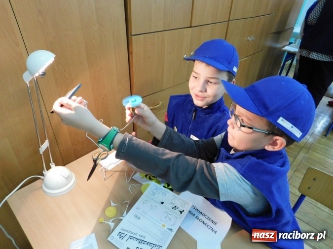 Zdjęcie w galerii na portalu naszraciborz.pl: Ekologiczne spotkanie polsko-czeskie w SP 4  wiadomości z regionu