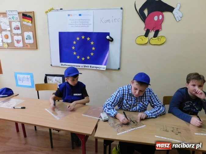 Zdjęcie w galerii na portalu naszraciborz.pl: Ekologiczne spotkanie polsko-czeskie w SP 4  wiadomości z regionu