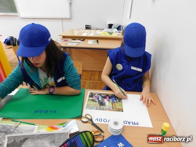 Zdjęcie w galerii na portalu naszraciborz.pl: Ekologiczne spotkanie polsko-czeskie w SP 4  wiadomości z regionu