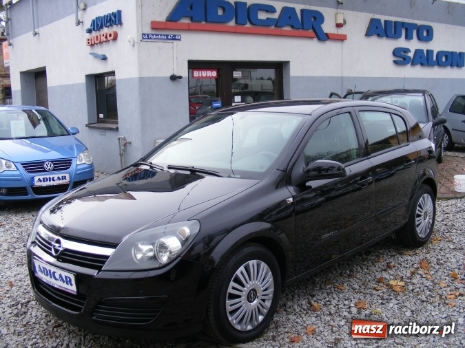 Zdjęcie w galerii na portalu naszraciborz.pl: Sprawdź co nowego w salonie samochodowym ADICAR wiadomości z regionu