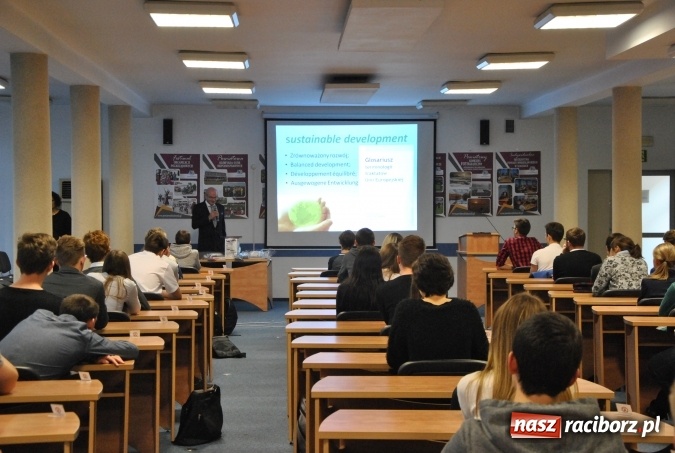 Zdjęcie w galerii na portalu naszraciborz.pl: Uczniowie z Raciborza na międzypowiatowym konkursie proekologicznym w Wodzisławiu Śląskim wiadomości z regionu