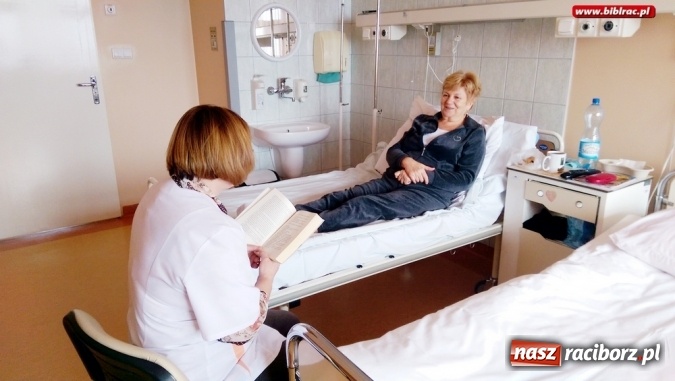 Zdjęcie w galerii na portalu naszraciborz.pl: Terapia książką w raciborskim szpitalu  wiadomości z regionu