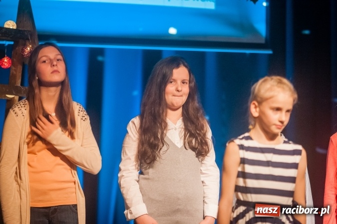 Zdjęcie w galerii na portalu naszraciborz.pl: Jesienne Granie z zespołem Miraż wiadomości z regionu