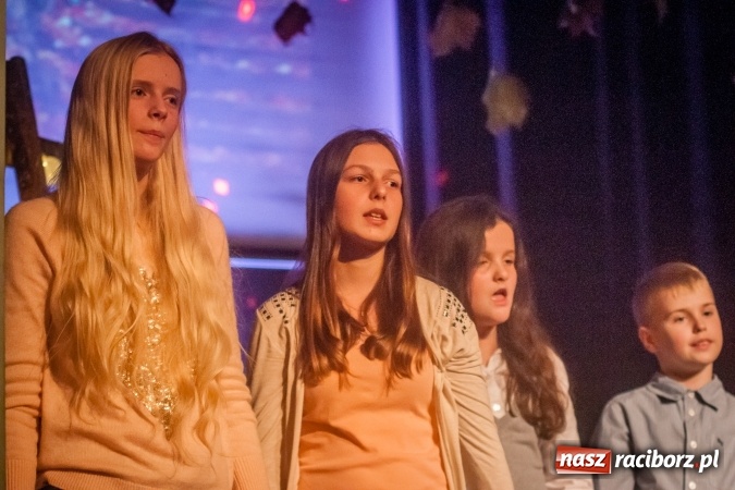 Zdjęcie w galerii na portalu naszraciborz.pl: Jesienne Granie z zespołem Miraż wiadomości z regionu