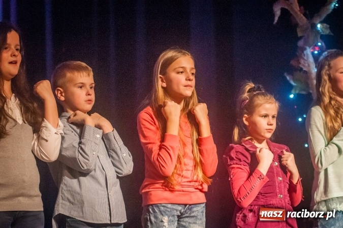 Zdjęcie w galerii na portalu naszraciborz.pl: Jesienne Granie z zespołem Miraż wiadomości z regionu