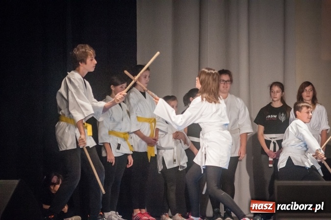 Zdjęcie w galerii na portalu naszraciborz.pl: 25-lecie Pszczyńskiej Akademii Sztuk Walki w Raciborzu wiadomości z regionu