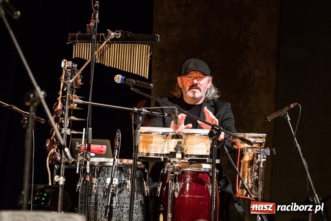 Zdjęcie w galerii na portalu naszraciborz.pl: Władysław Mołdrzyk z nagrodą animatora kultury. Hanna Banaszak na finał Palm Jazz wiadomości z regionu