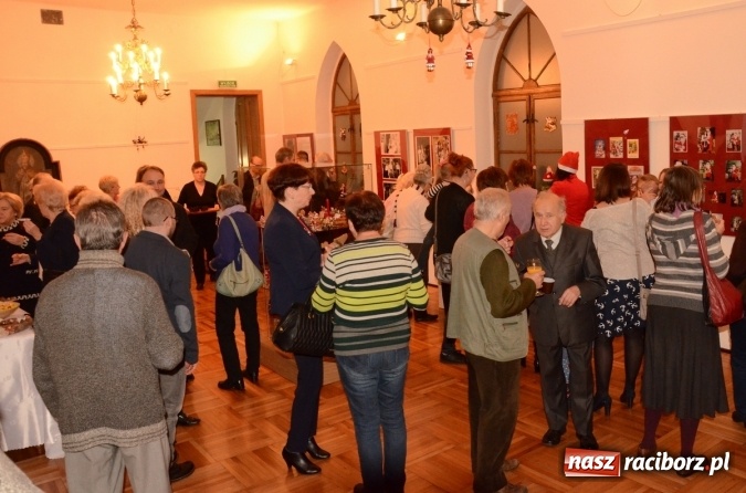 Zdjęcie w galerii na portalu naszraciborz.pl: Gdzie jest święty Mikołaj? Nowa wystawa od wczoraj w raciborskim Muzeum wiadomości z regionu
