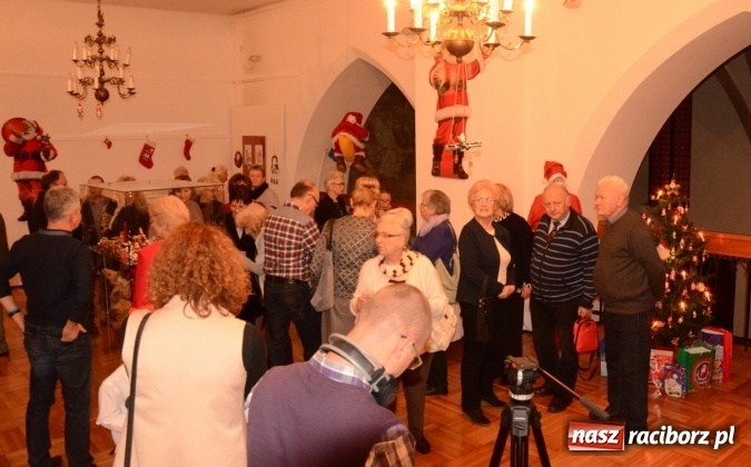 Zdjęcie w galerii na portalu naszraciborz.pl: Gdzie jest święty Mikołaj? Nowa wystawa od wczoraj w raciborskim Muzeum wiadomości z regionu