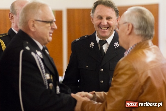 Zdjęcie w galerii na portalu naszraciborz.pl: XXI wiek i XXI spotkanie druhów weteranów ziemi raciborskiej  wiadomości z regionu