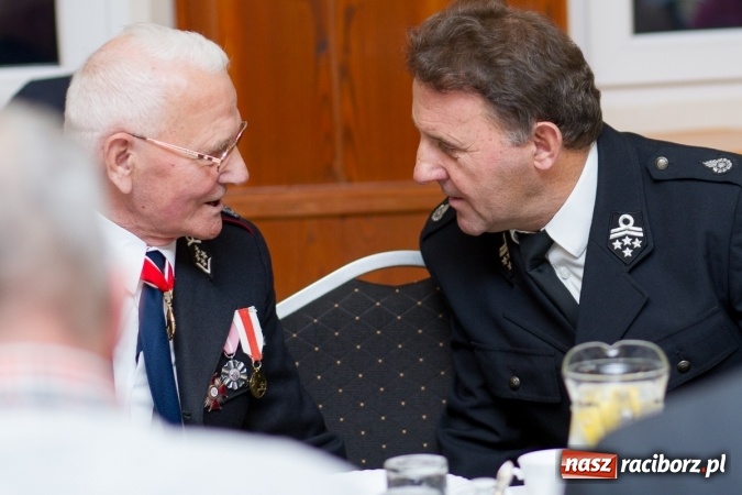 Zdjęcie w galerii na portalu naszraciborz.pl: XXI wiek i XXI spotkanie druhów weteranów ziemi raciborskiej  wiadomości z regionu