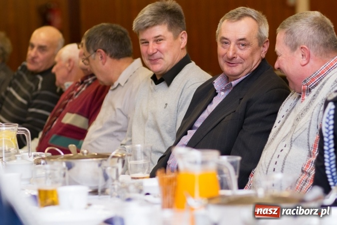 Zdjęcie w galerii na portalu naszraciborz.pl: XXI wiek i XXI spotkanie druhów weteranów ziemi raciborskiej  wiadomości z regionu