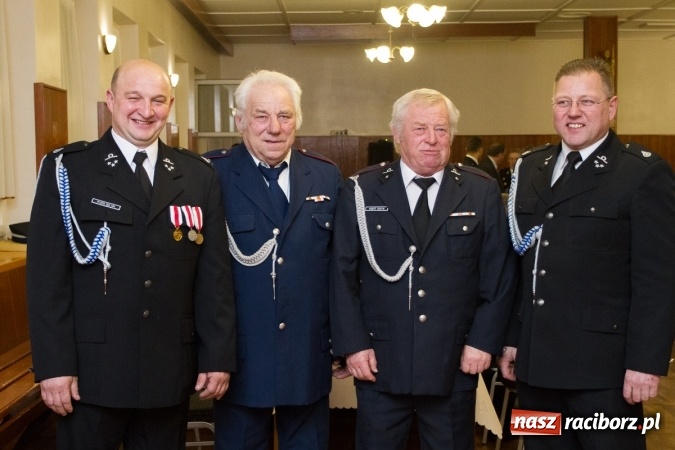 Zdjęcie w galerii na portalu naszraciborz.pl: XXI wiek i XXI spotkanie druhów weteranów ziemi raciborskiej  wiadomości z regionu