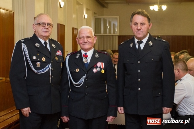 Zdjęcie w galerii na portalu naszraciborz.pl: XXI wiek i XXI spotkanie druhów weteranów ziemi raciborskiej  wiadomości z regionu