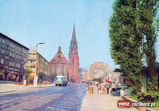 Zdjęcie w galerii na portalu naszraciborz.pl: Niezbędnik czasu PRL-u wiadomości z regionu