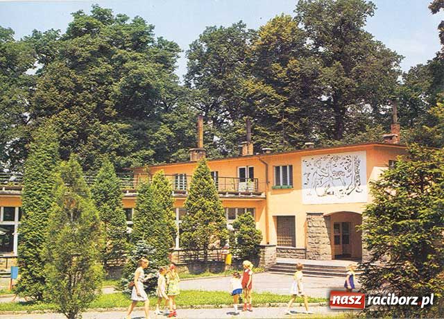 Zdjęcie w galerii na portalu naszraciborz.pl: Niezbędnik czasu PRL-u wiadomości z regionu