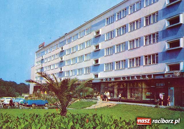 Zdjęcie w galerii na portalu naszraciborz.pl: Niezbędnik czasu PRL-u wiadomości z regionu