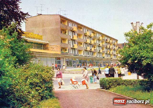 Zdjęcie w galerii na portalu naszraciborz.pl: Niezbędnik czasu PRL-u wiadomości z regionu