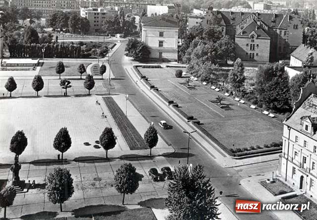 Zdjęcie w galerii na portalu naszraciborz.pl: Niezbędnik czasu PRL-u wiadomości z regionu