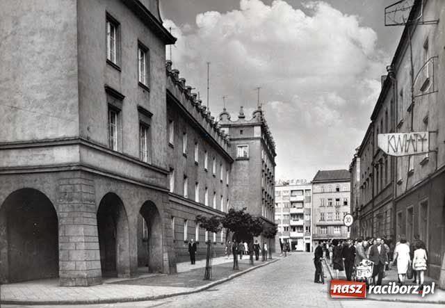 Zdjęcie w galerii na portalu naszraciborz.pl: Niezbędnik czasu PRL-u wiadomości z regionu