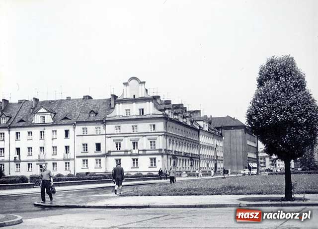Zdjęcie w galerii na portalu naszraciborz.pl: Niezbędnik czasu PRL-u wiadomości z regionu