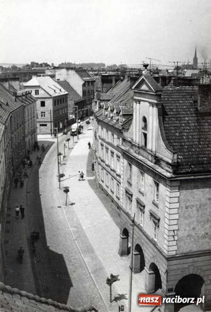 Zdjęcie w galerii na portalu naszraciborz.pl: Niezbędnik czasu PRL-u wiadomości z regionu