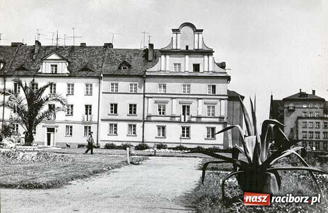 Zdjęcie w galerii na portalu naszraciborz.pl: Niezbędnik czasu PRL-u wiadomości z regionu