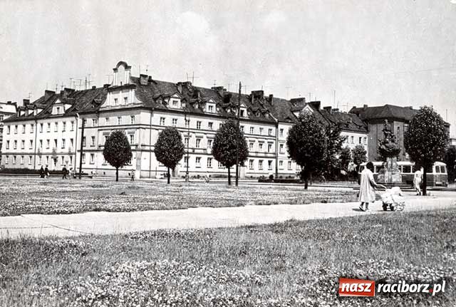 Zdjęcie w galerii na portalu naszraciborz.pl: Niezbędnik czasu PRL-u wiadomości z regionu