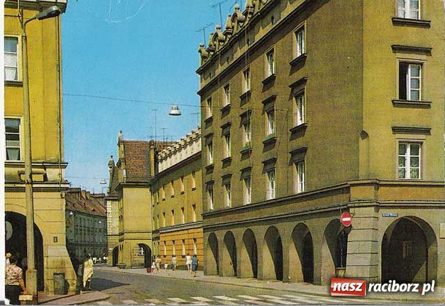 Zdjęcie w galerii na portalu naszraciborz.pl: Niezbędnik czasu PRL-u wiadomości z regionu