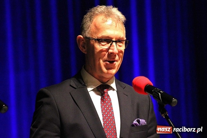 Zdjęcie w galerii na portalu naszraciborz.pl: UNITAS IN VERITATE - wręczono kolejne medale im. Ks. Prałata Stefana Pieczki wiadomości z regionu