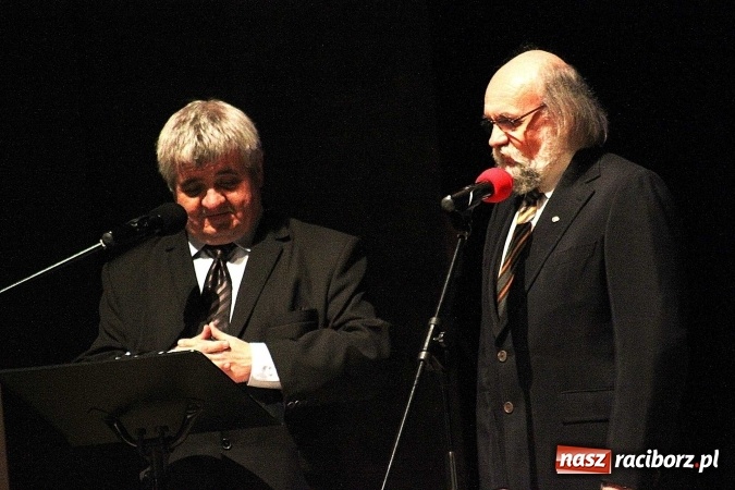 Zdjęcie w galerii na portalu naszraciborz.pl: UNITAS IN VERITATE - wręczono kolejne medale im. Ks. Prałata Stefana Pieczki wiadomości z regionu