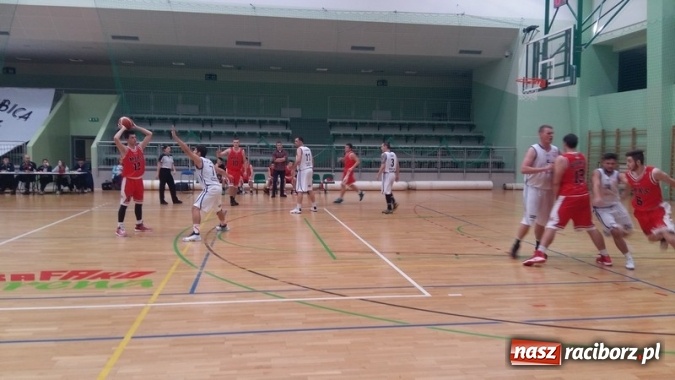 Zdjęcie w galerii na portalu naszraciborz.pl: Koszykówka. Kolejne zwycięstwo Ofensywy  wiadomości z regionu
