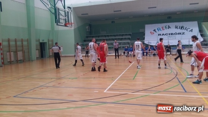 Zdjęcie w galerii na portalu naszraciborz.pl: Koszykówka. Kolejne zwycięstwo Ofensywy  wiadomości z regionu