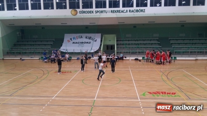 Zdjęcie w galerii na portalu naszraciborz.pl: Koszykówka. Kolejne zwycięstwo Ofensywy  wiadomości z regionu