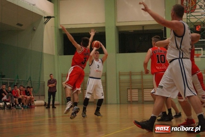 Zdjęcie w galerii na portalu naszraciborz.pl: Koszykówka. Kolejne zwycięstwo Ofensywy  wiadomości z regionu