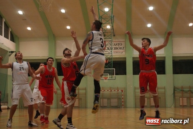 Zdjęcie w galerii na portalu naszraciborz.pl: Koszykówka. Kolejne zwycięstwo Ofensywy  wiadomości z regionu