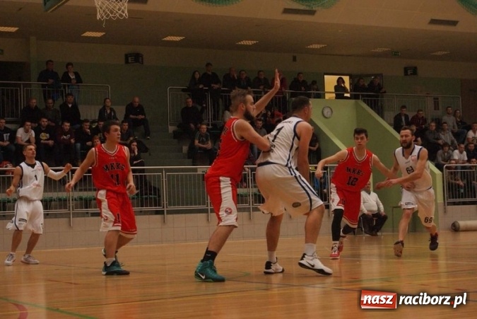 Zdjęcie w galerii na portalu naszraciborz.pl: Koszykówka. Kolejne zwycięstwo Ofensywy  wiadomości z regionu
