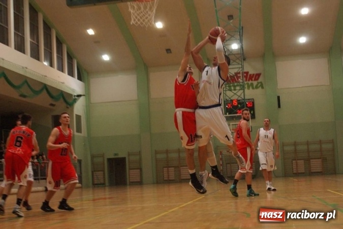 Zdjęcie w galerii na portalu naszraciborz.pl: Koszykówka. Kolejne zwycięstwo Ofensywy  wiadomości z regionu